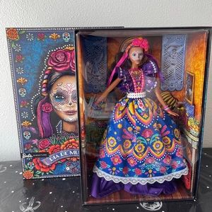 Barbie ‘s Dia De Muertos 2022 dolls New.